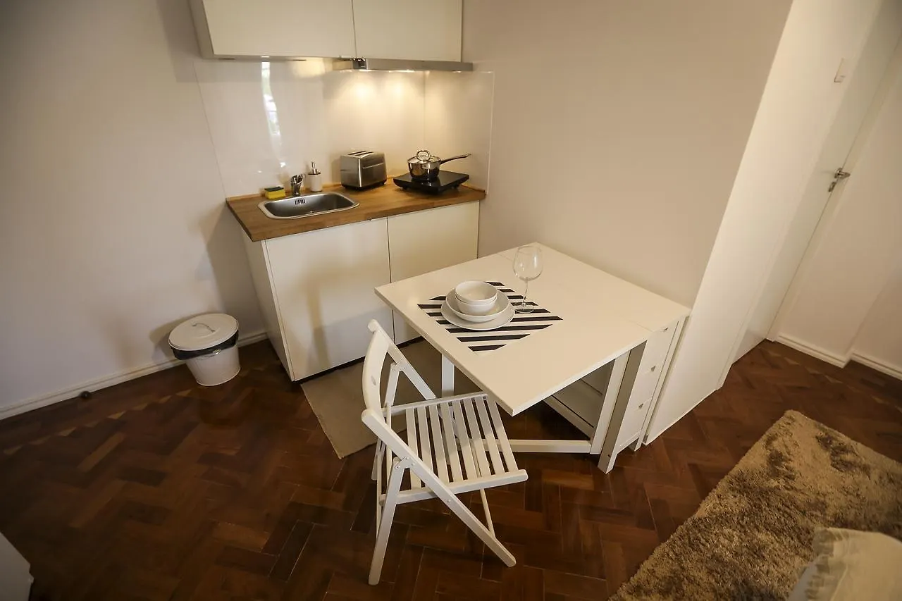67 Suites Lisbon Guest house