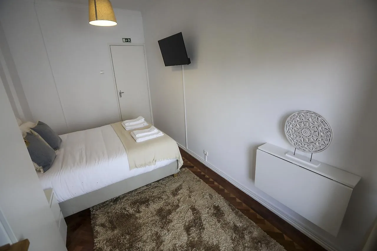 67 Suites Lisbon 3*,